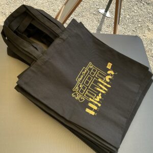 At Market Tote